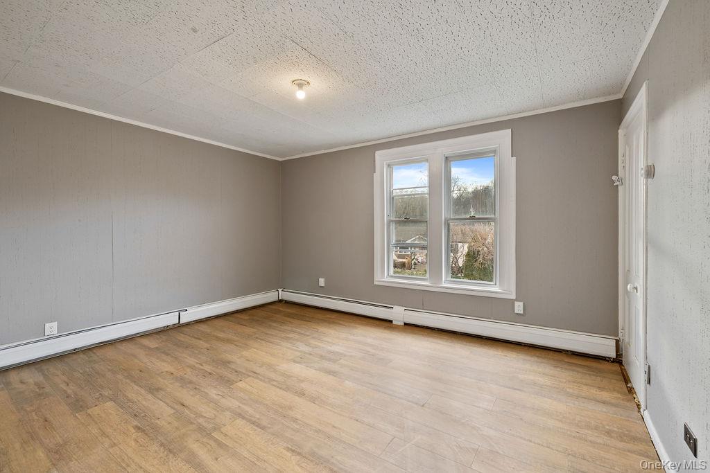38 Cosgrove Avenue – For Sale photo 19