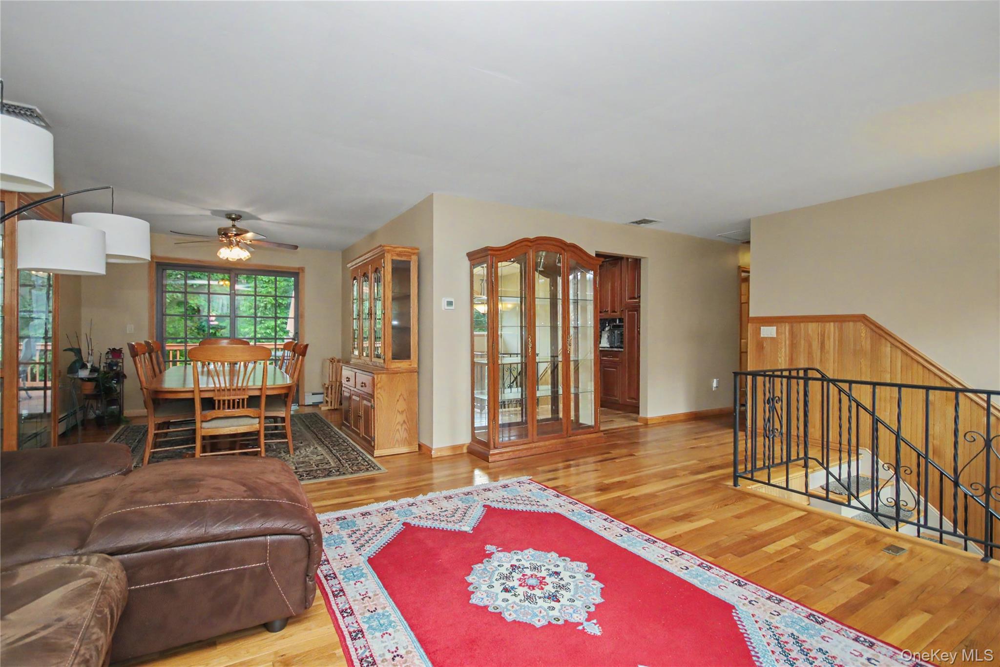 17 Scotsdale Road – For Sale photo 8