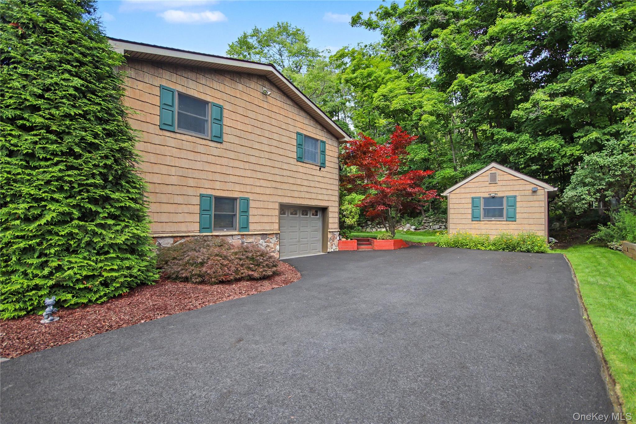 17 Scotsdale Road – For Sale photo 48