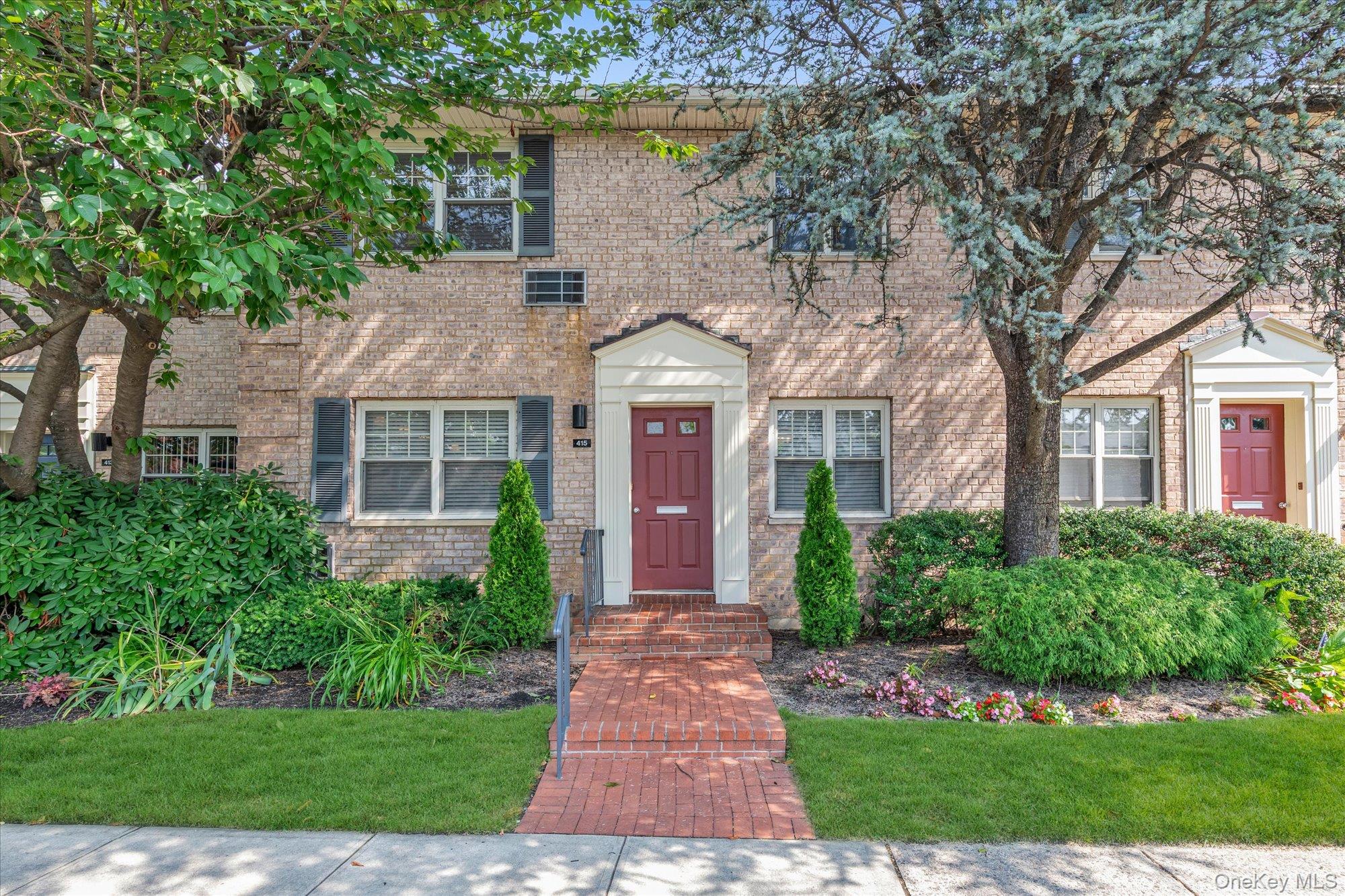 415 Merrick Road, Unit 1L