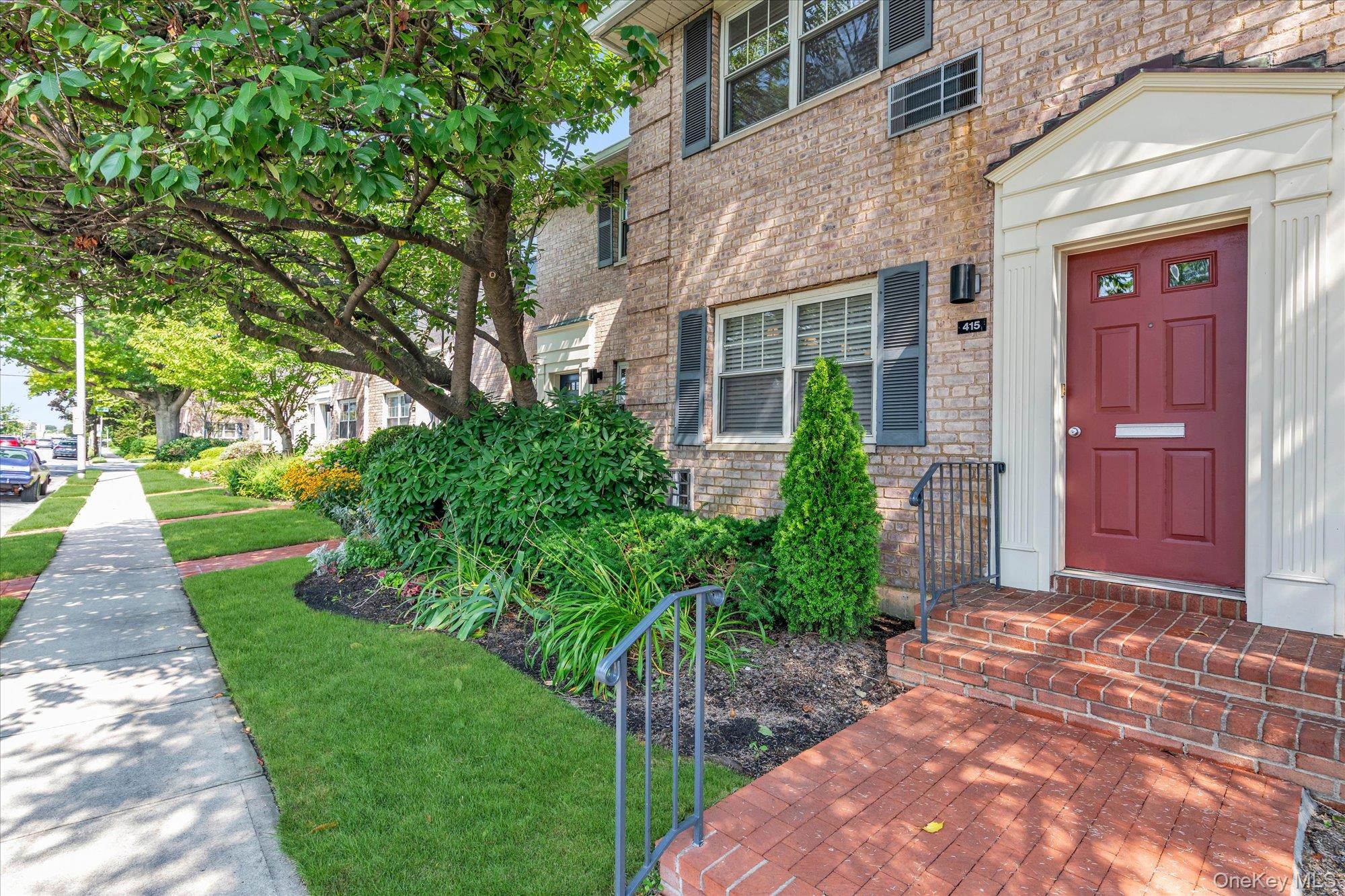 415 Merrick Road, Unit 1L photo 13