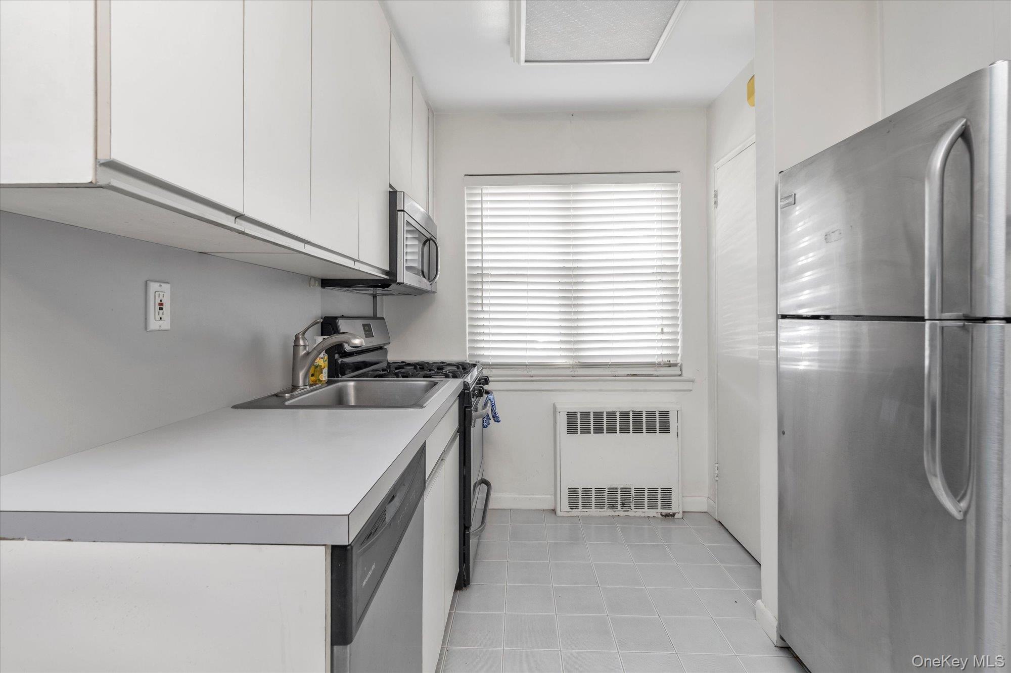 415 Merrick Road, Unit 1L photo 5