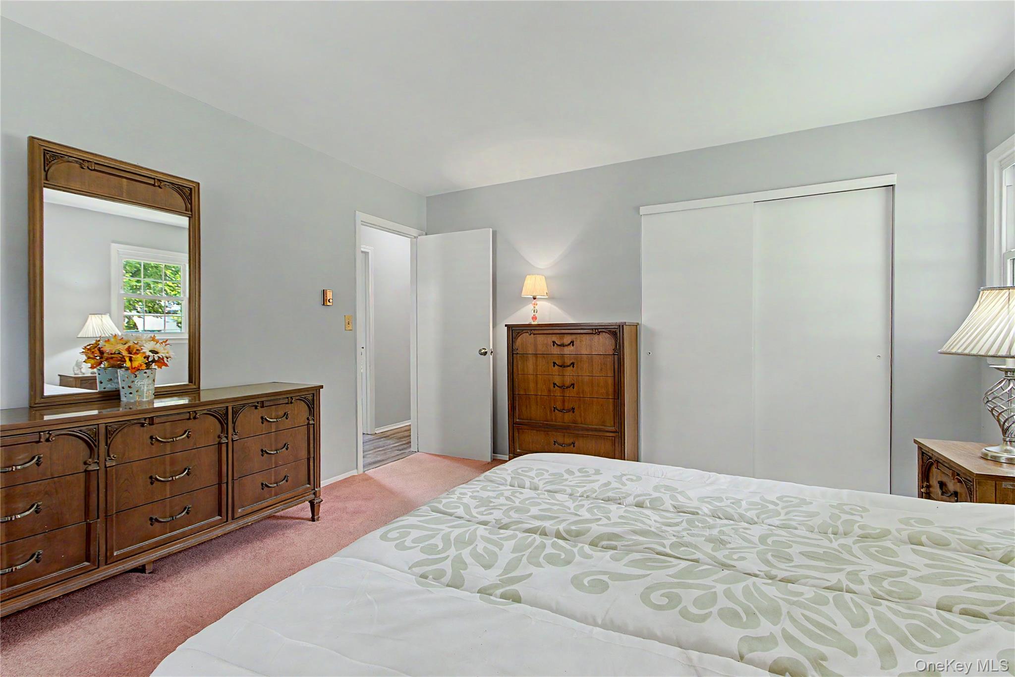 38 Seely Street – For Sale photo 15