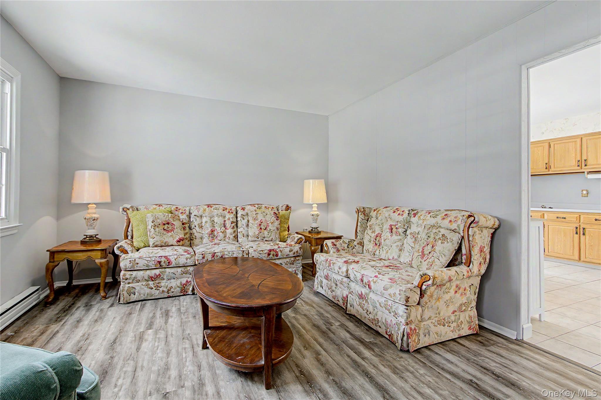 38 Seely Street – For Sale photo 7