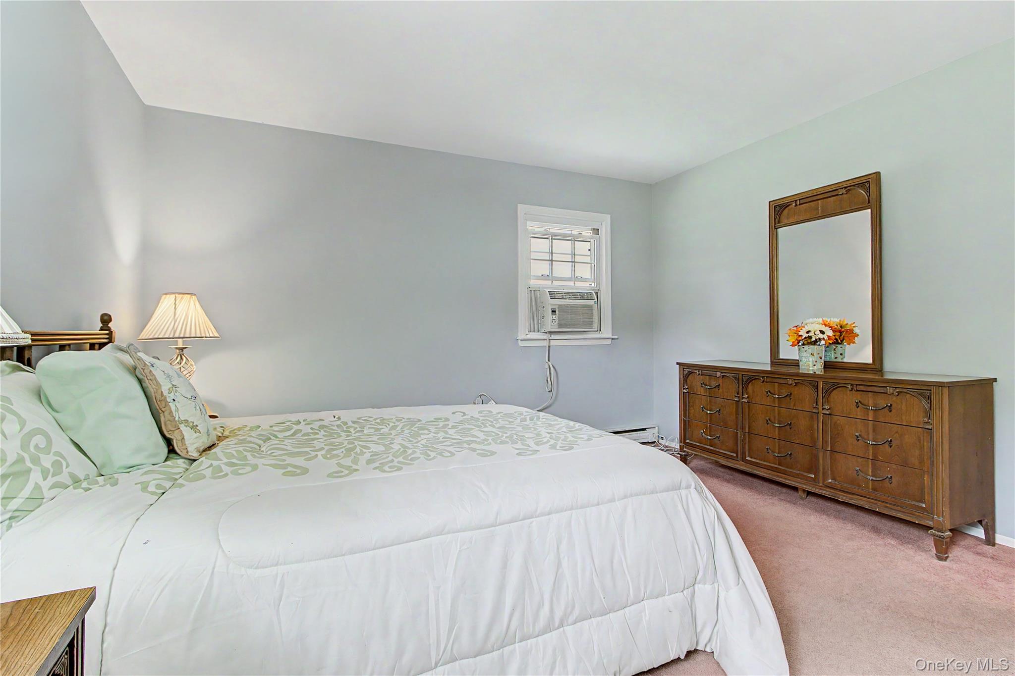 38 Seely Street – For Sale photo 17