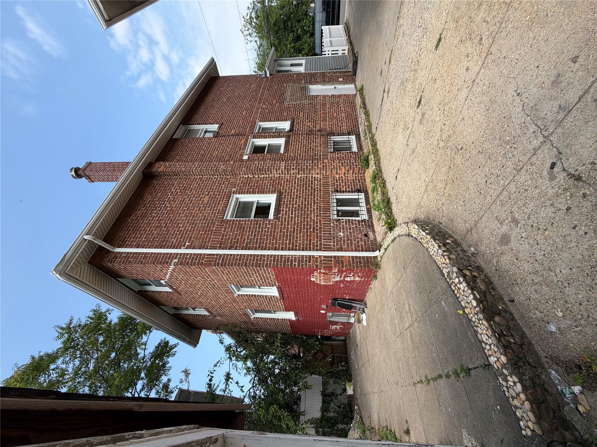 2431 Deerfield Road – For Sale photo 2