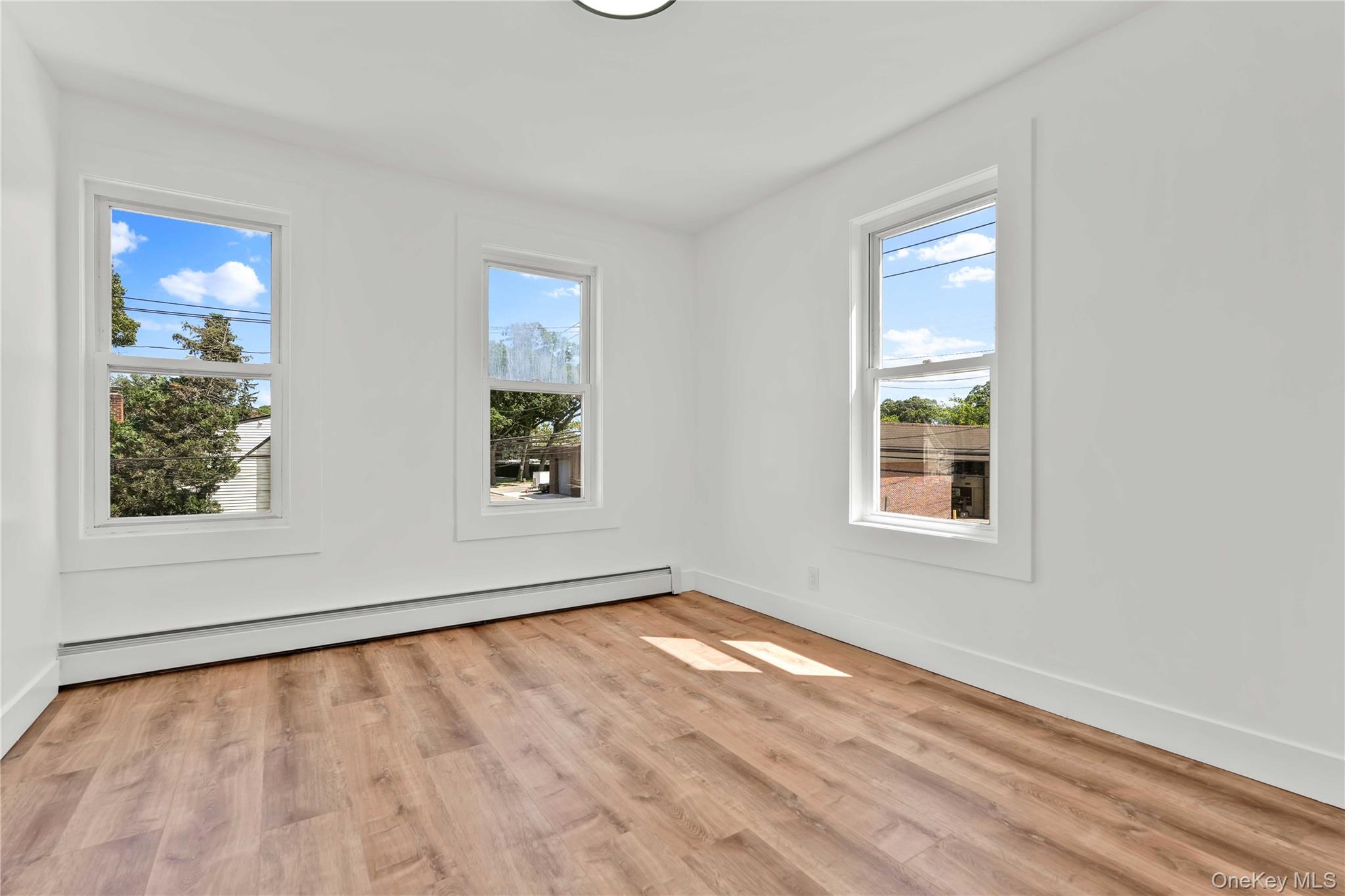 42 Satterie Avenue – For Sale photo 22