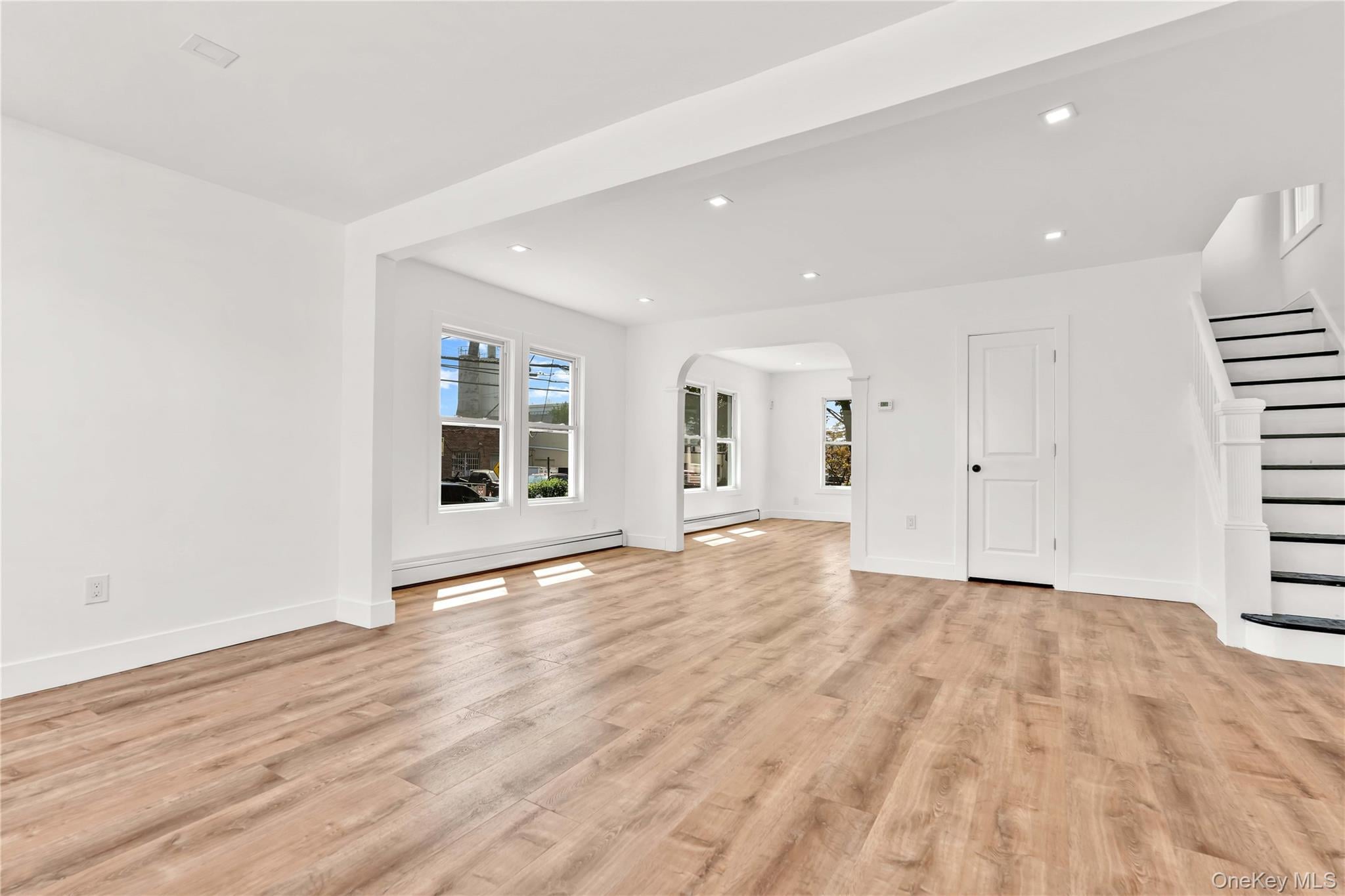 42 Satterie Avenue – For Sale photo 4