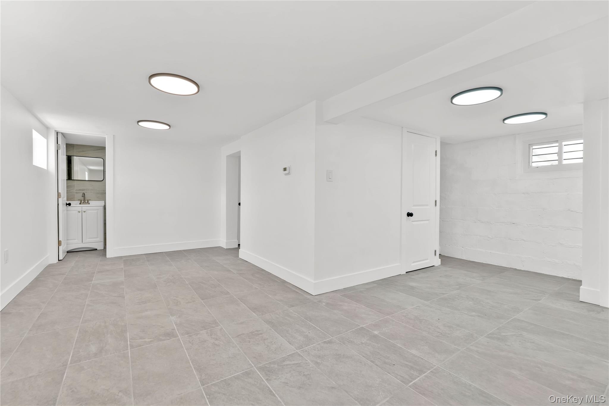 42 Satterie Avenue – For Sale photo 34