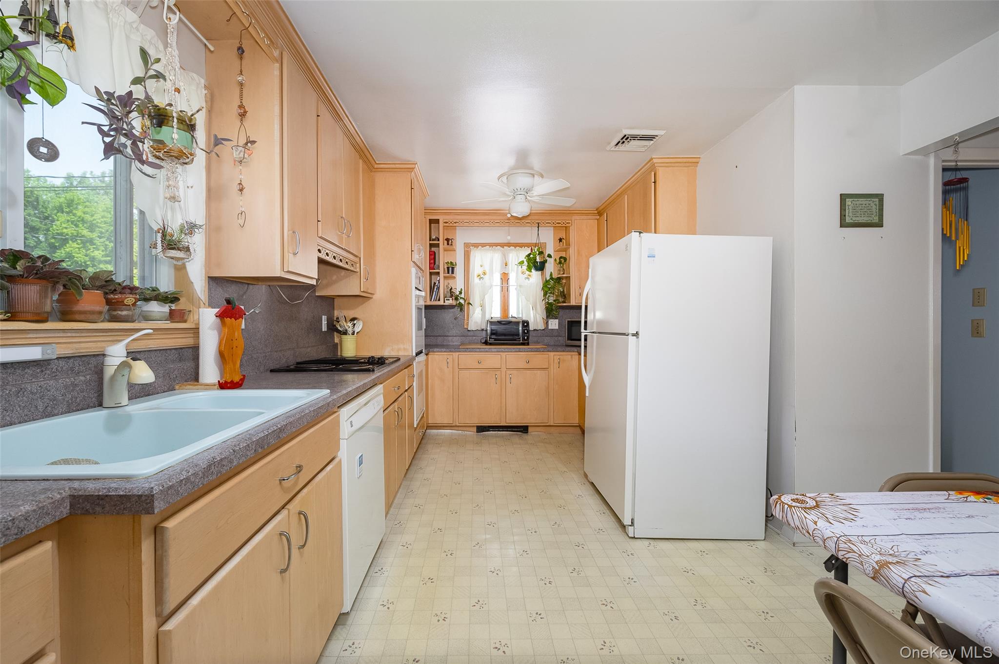 76 Phillips Street – For Sale photo 7