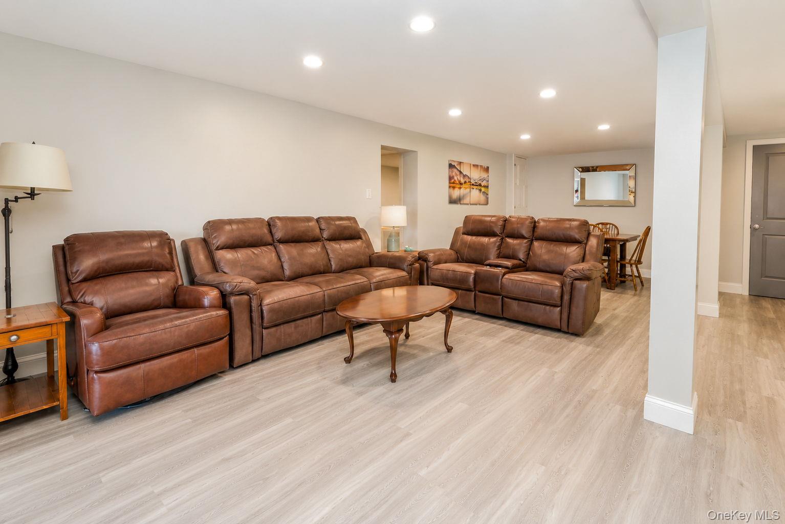 Crescent  Circle Rock Hil Crescent  Circle Rock Hill – For Sale photo 34