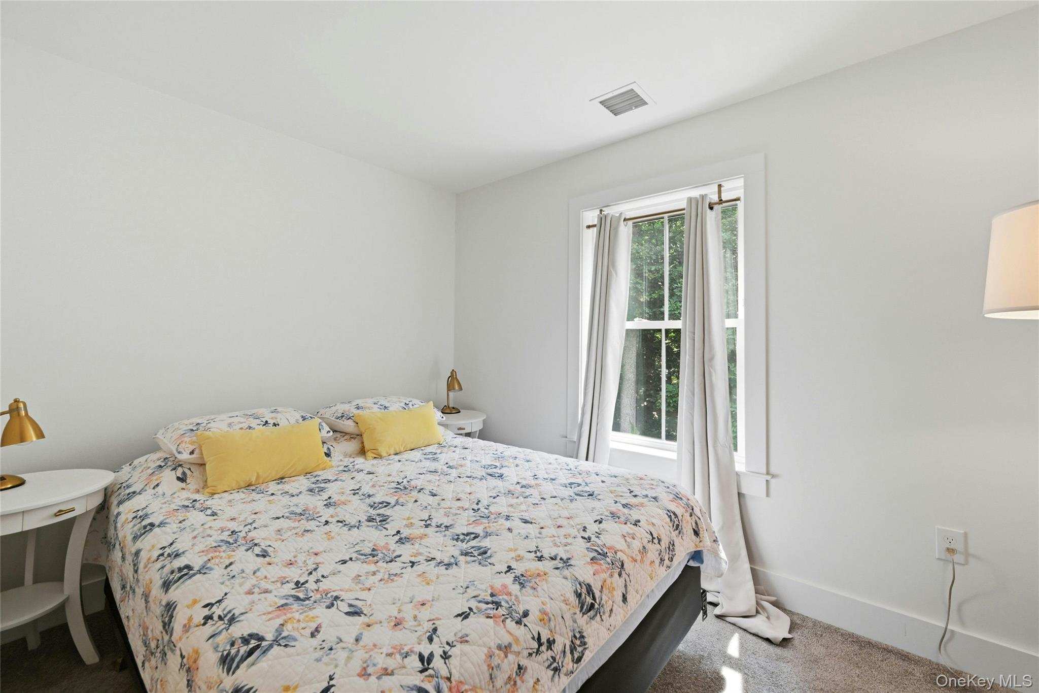 13595 Soundview Avenue – For Rent photo 17