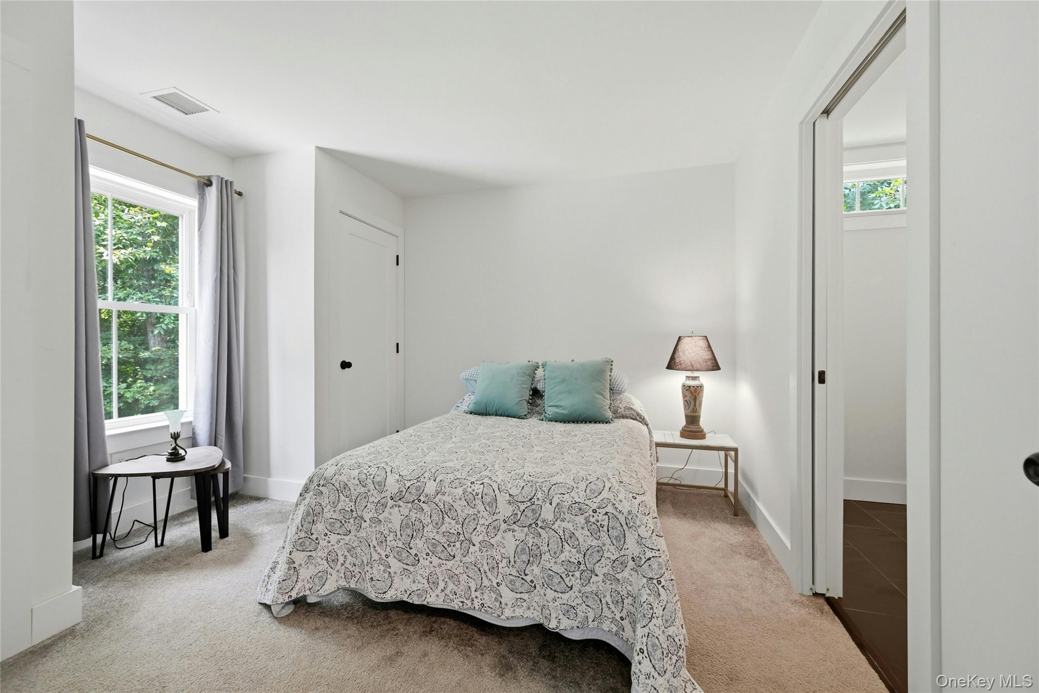 13595 Soundview Avenue – For Rent photo 13