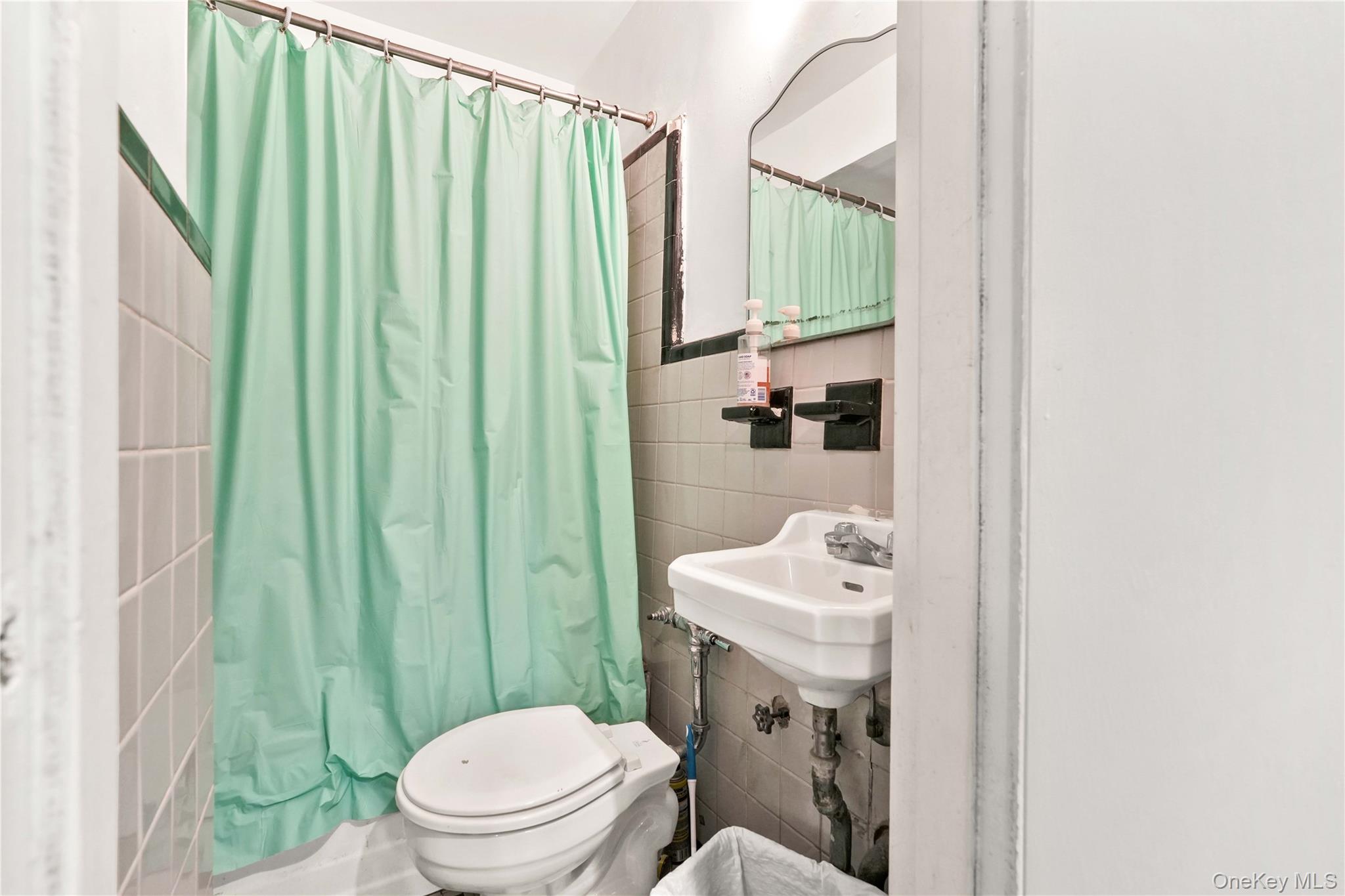 6940 Yellowstone Boulevard, Unit 9 & 10 photo 17