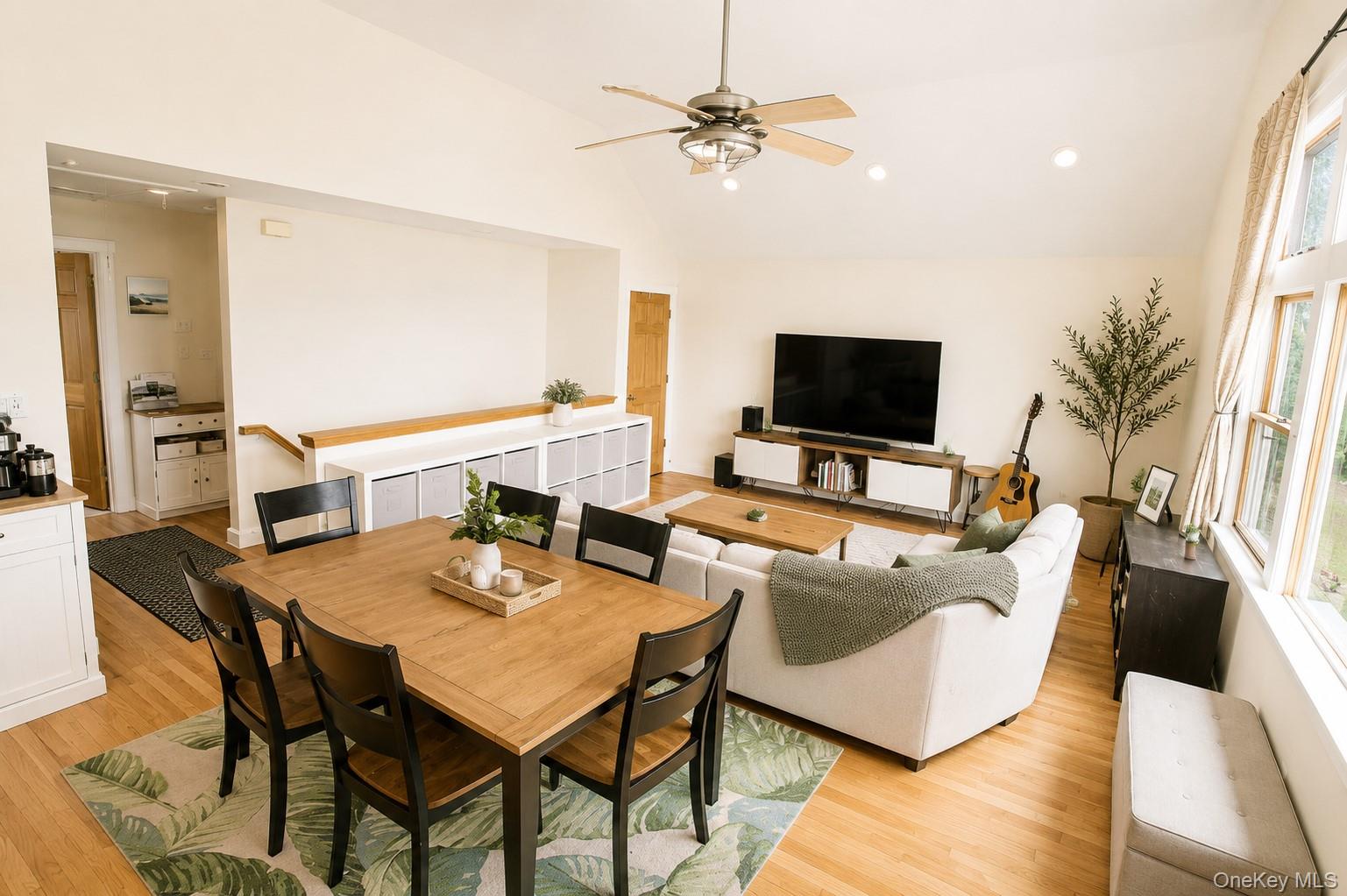 649 W Park Avenue – For Rent