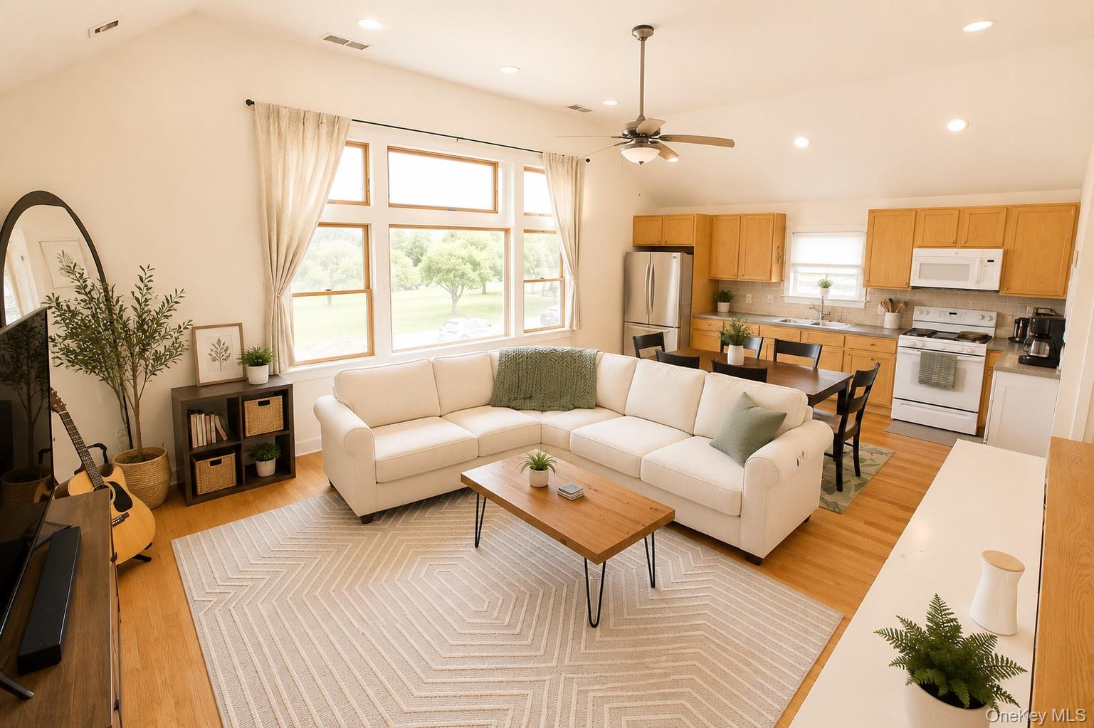 649 W Park Avenue – For Rent photo 2