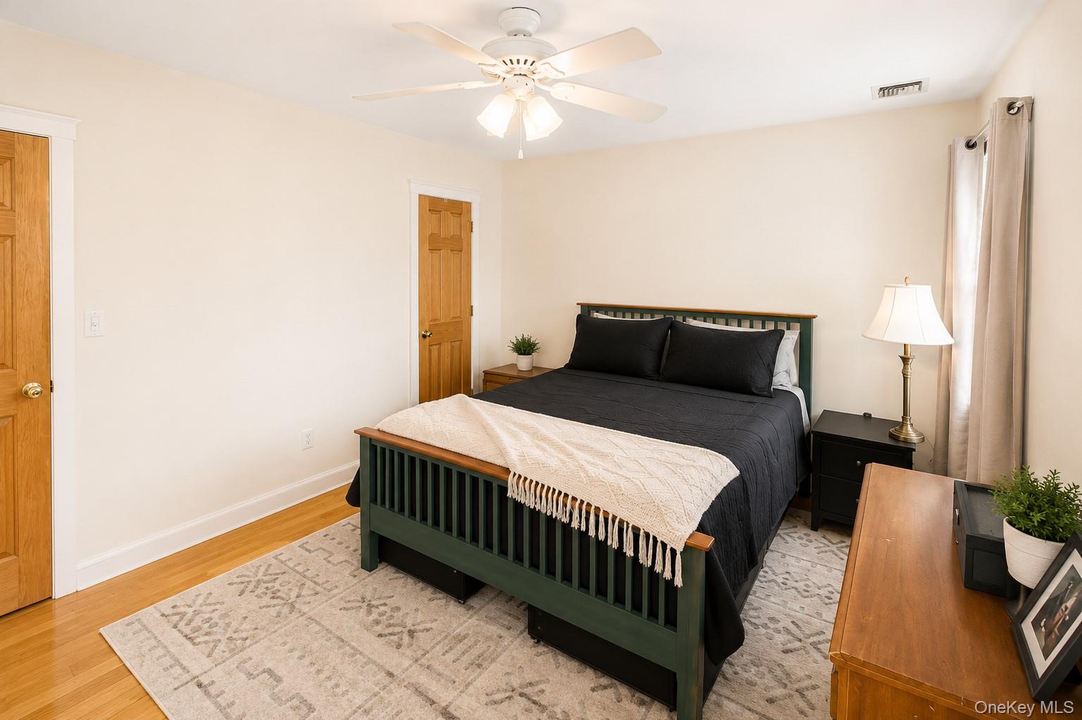 649 W Park Avenue – For Rent photo 7