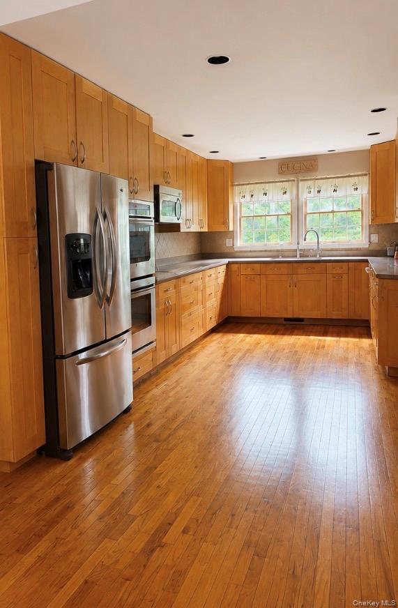 27 Depot Road – For Sale photo 3
