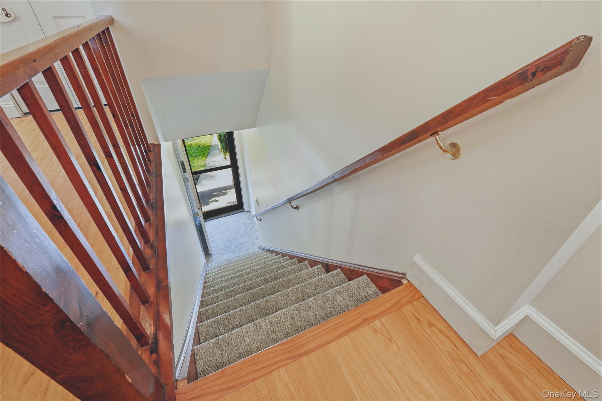 267 Village Court – For Sale photo 3