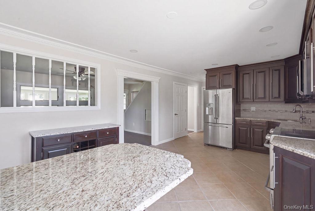 56 Summer Lane – For Sale photo 6