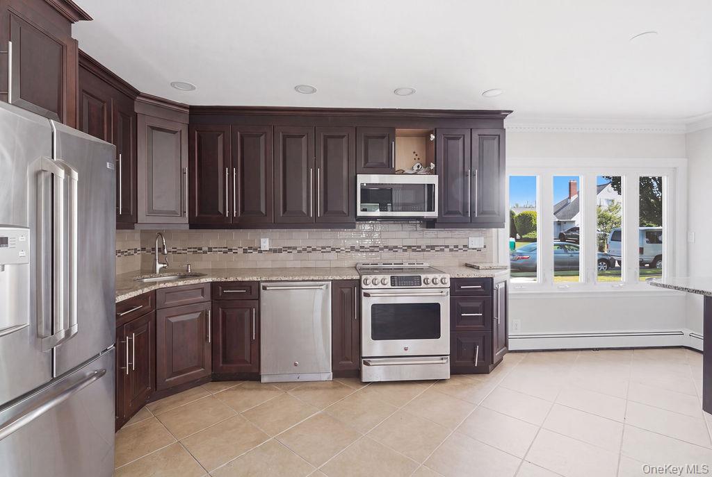 56 Summer Lane – For Sale photo 5