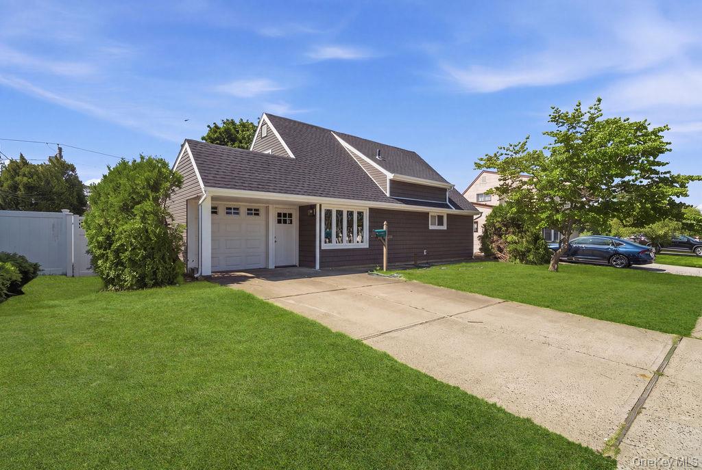 56 Summer Lane – For Sale