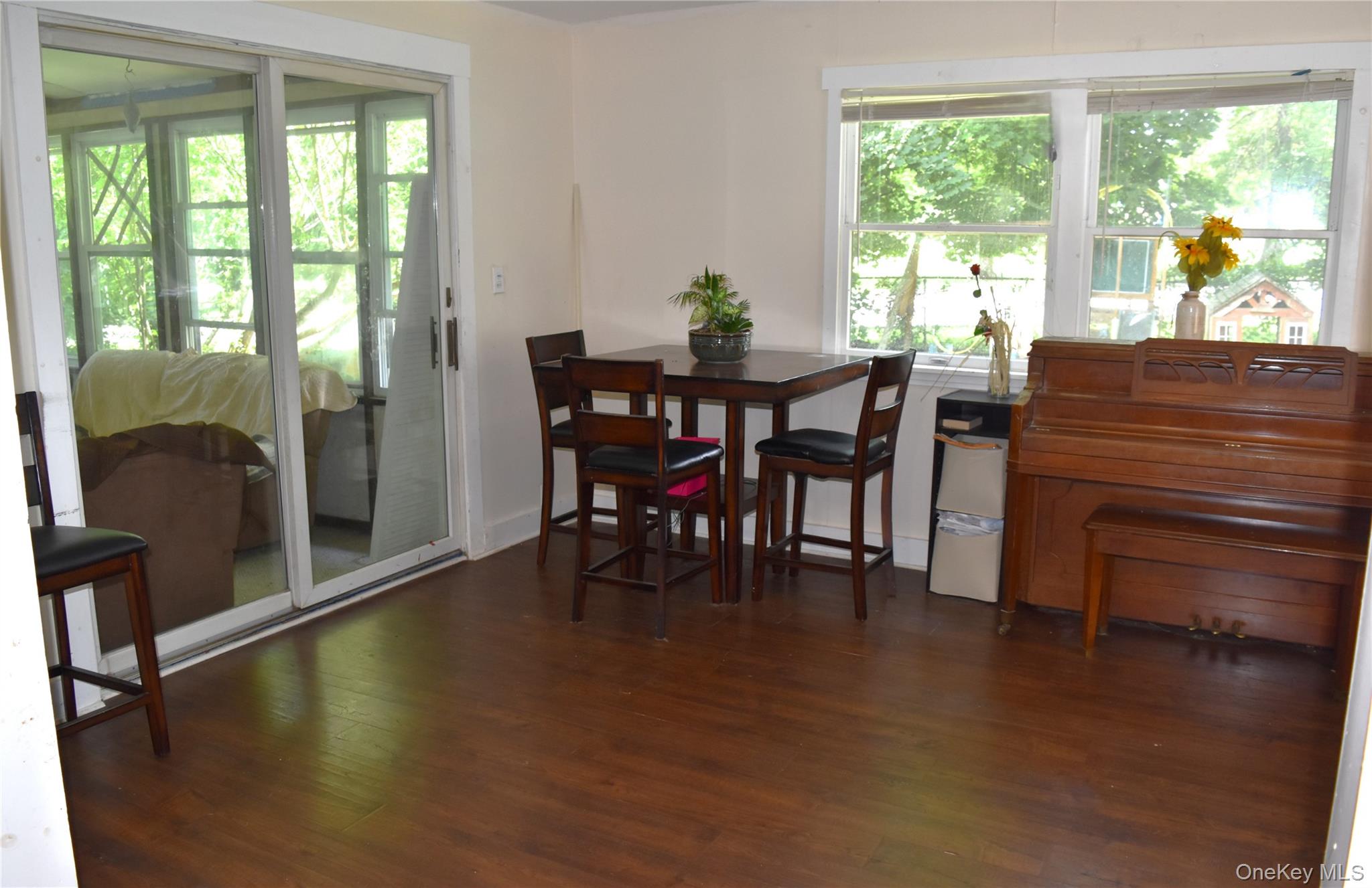 14 Perry Road – For Sale photo 9