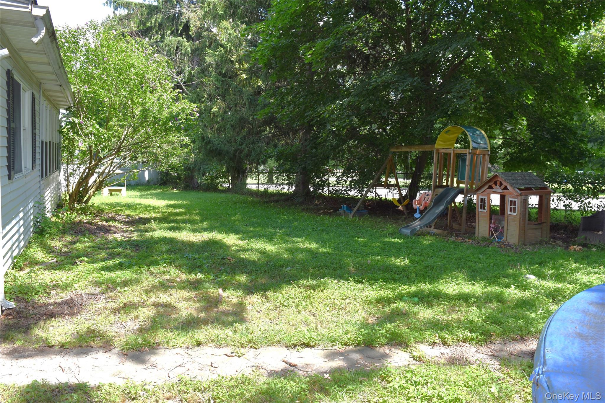 14 Perry Road – For Sale photo 19