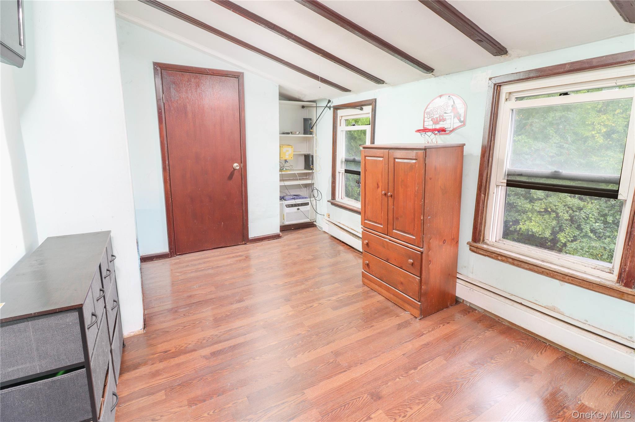 8 Parsons Lane – For Sale photo 11
