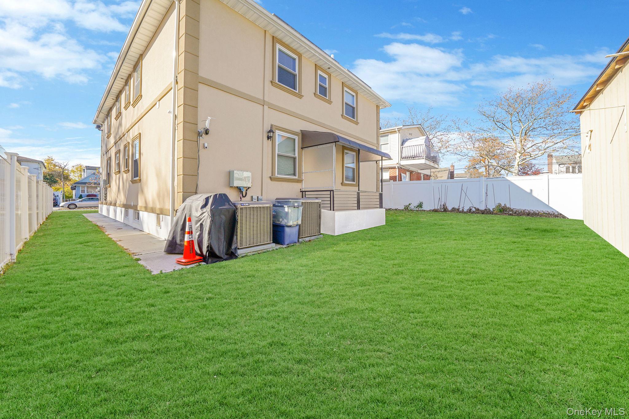 253-07 Memphis Avenue – For Sale photo 8