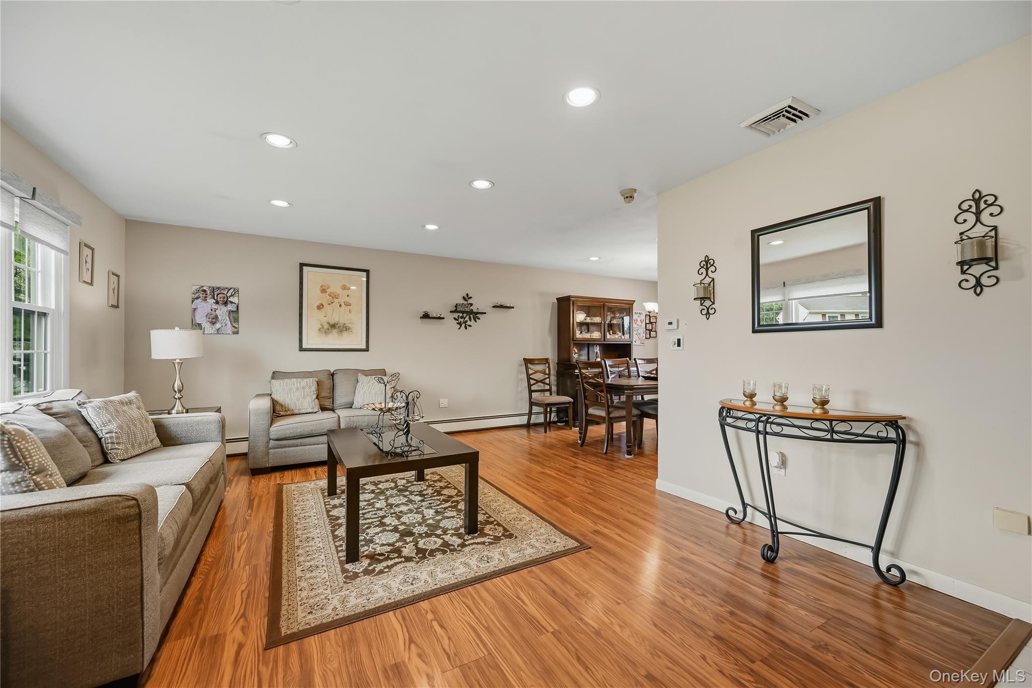 23 Buckingham Place – For Sale photo 6