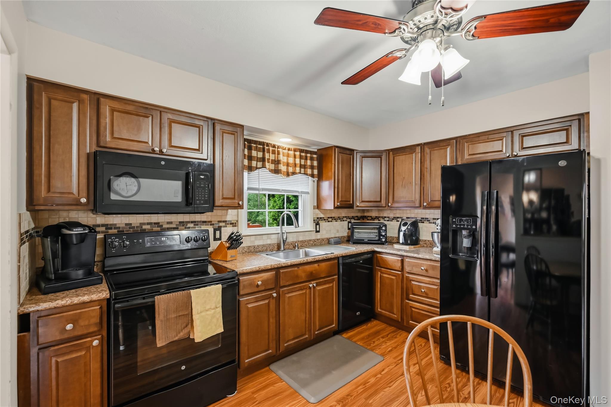 23 Buckingham Place – For Sale photo 15