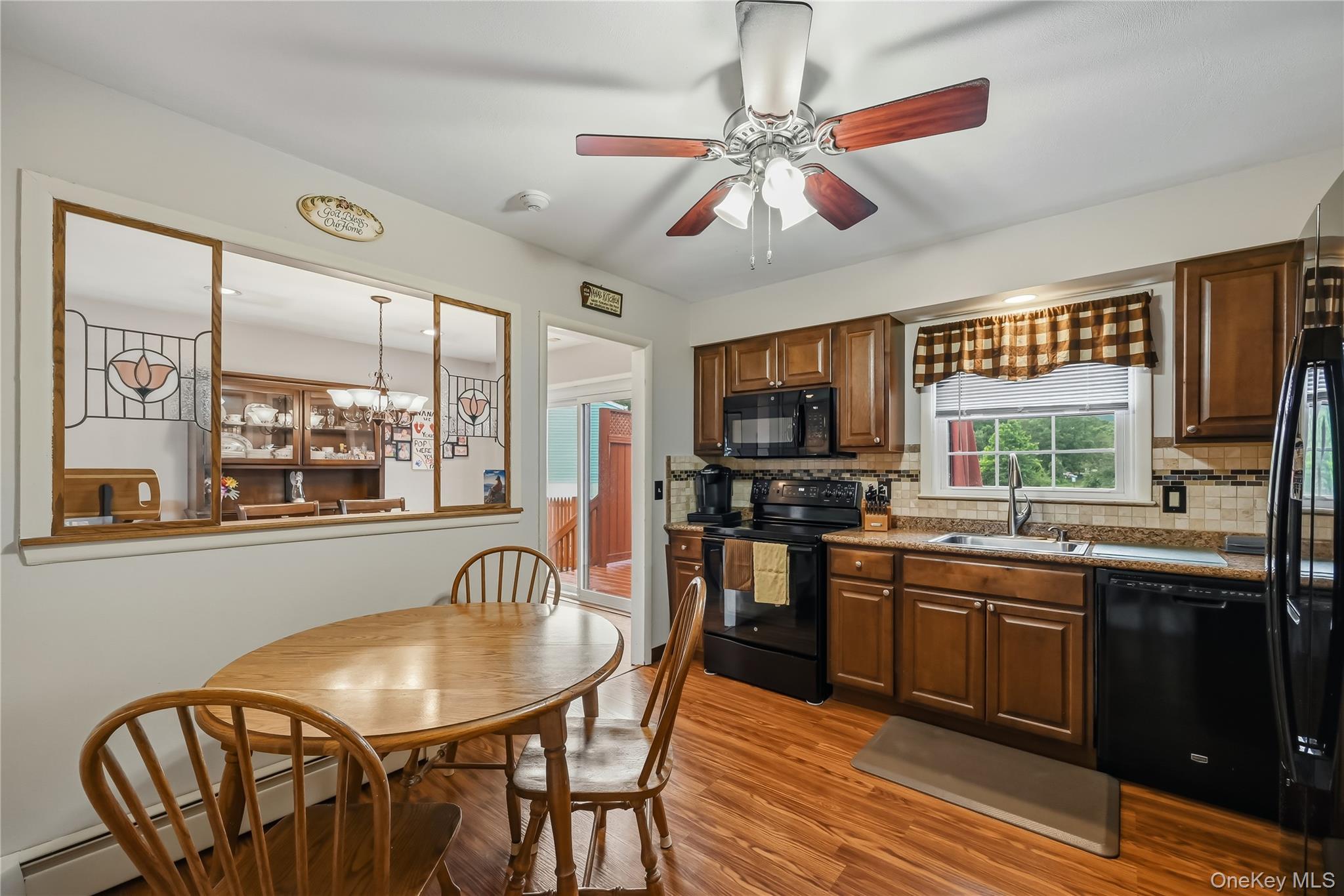 23 Buckingham Place – For Sale photo 13