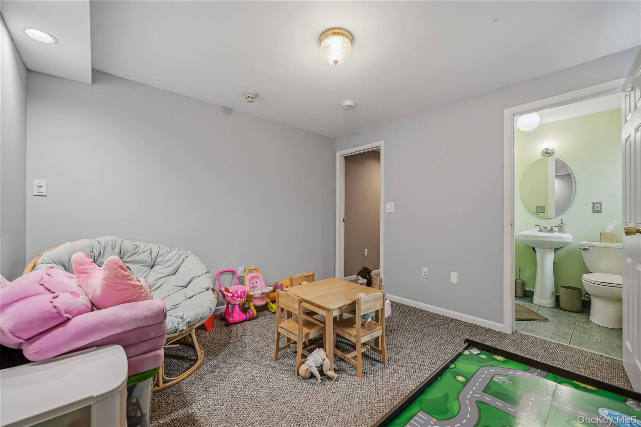 23 Buckingham Place – For Sale photo 35
