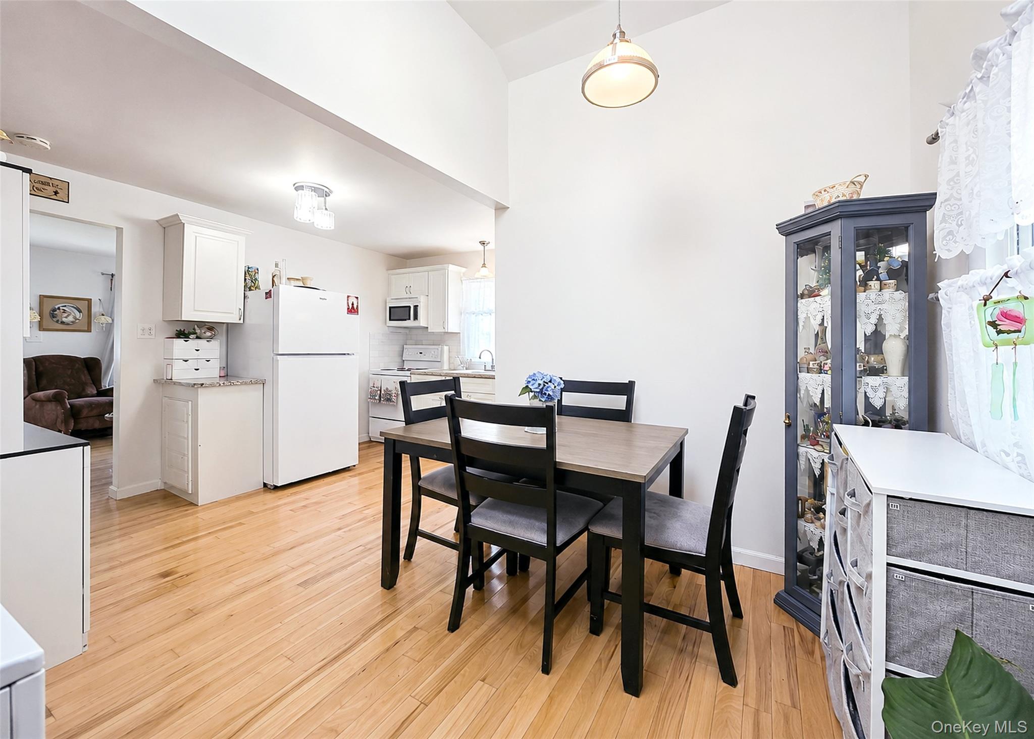 11 Cooke Avenue – For Sale photo 9