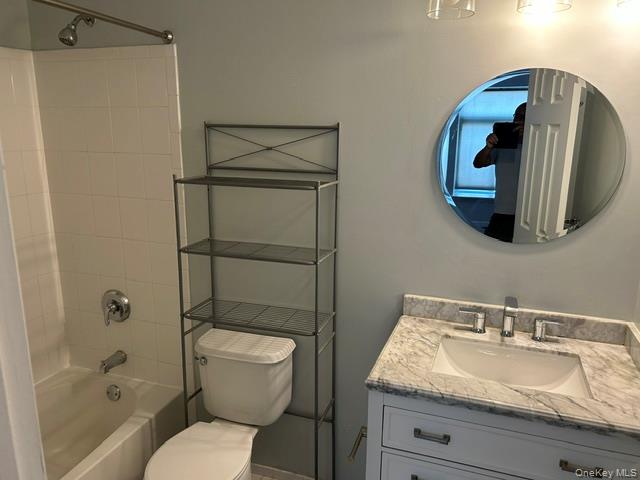 175 Schooner Street, Unit A photo 11