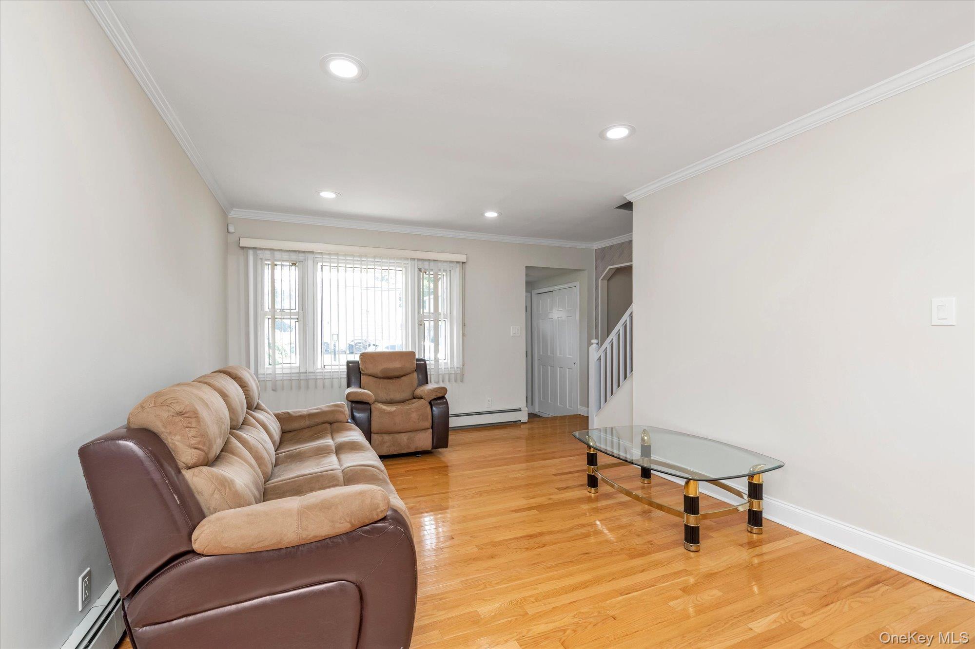 810 Ibsen Street – For Sale photo 5