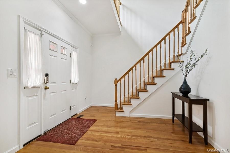 921 Shore Acres Drive – For Rent photo 3