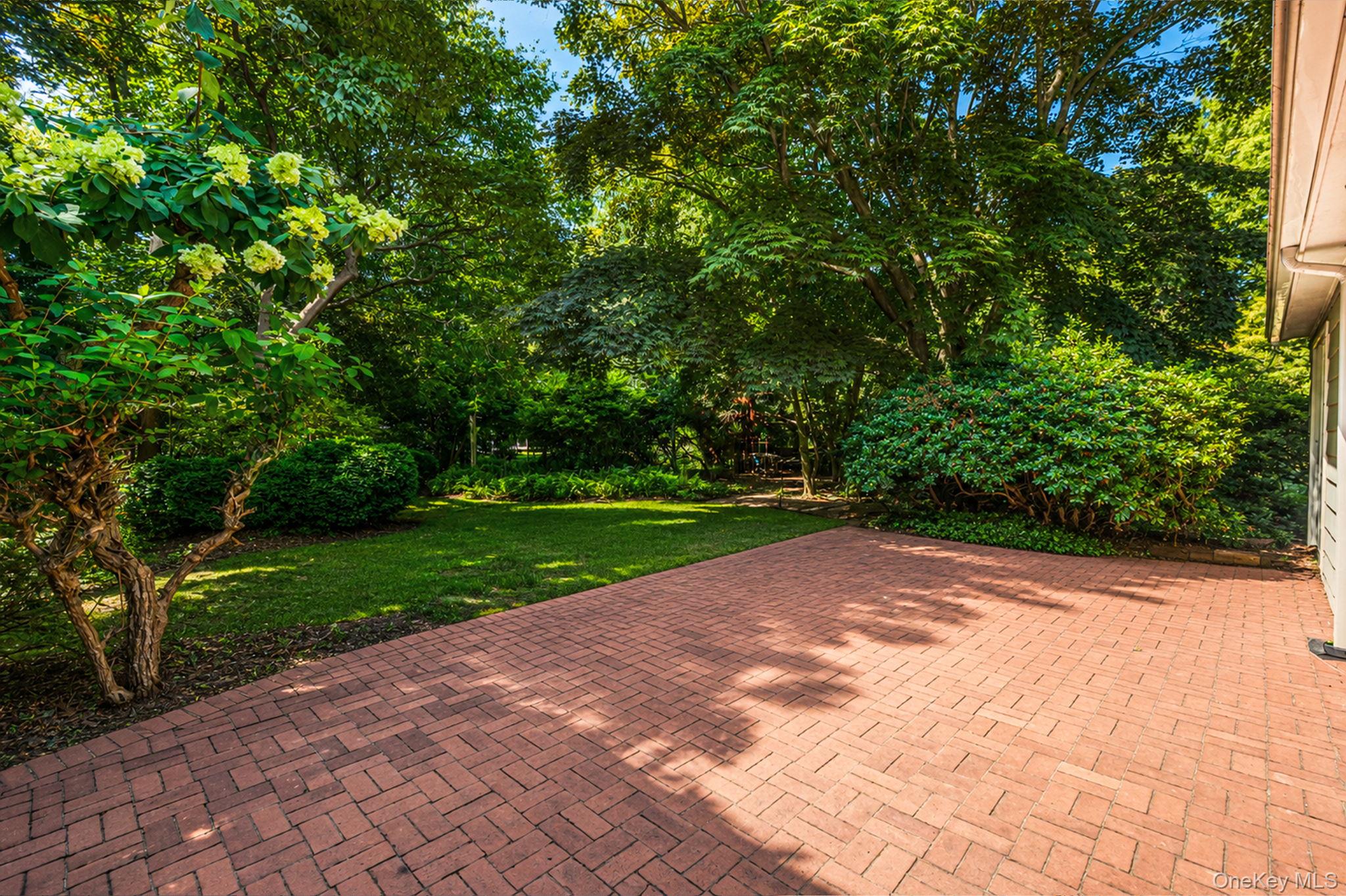 90 Locust Lane – For Sale photo 26