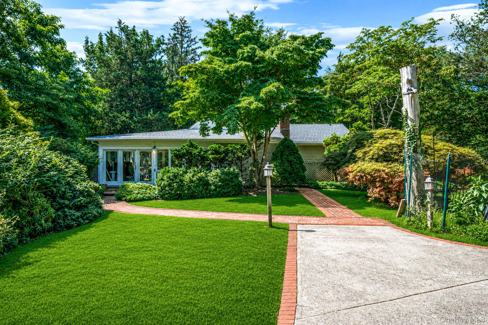 90 Locust Lane – For Sale photo 4