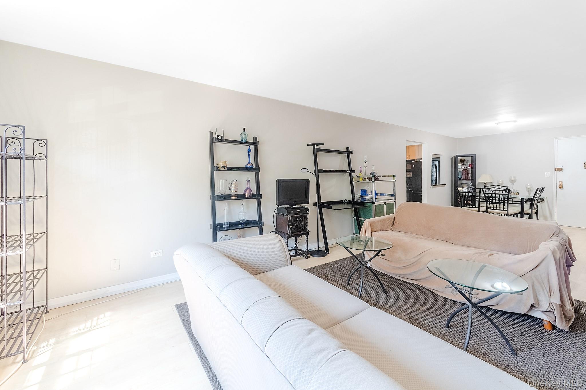1215 Avenue M Avenue, Unit 1F photo 4