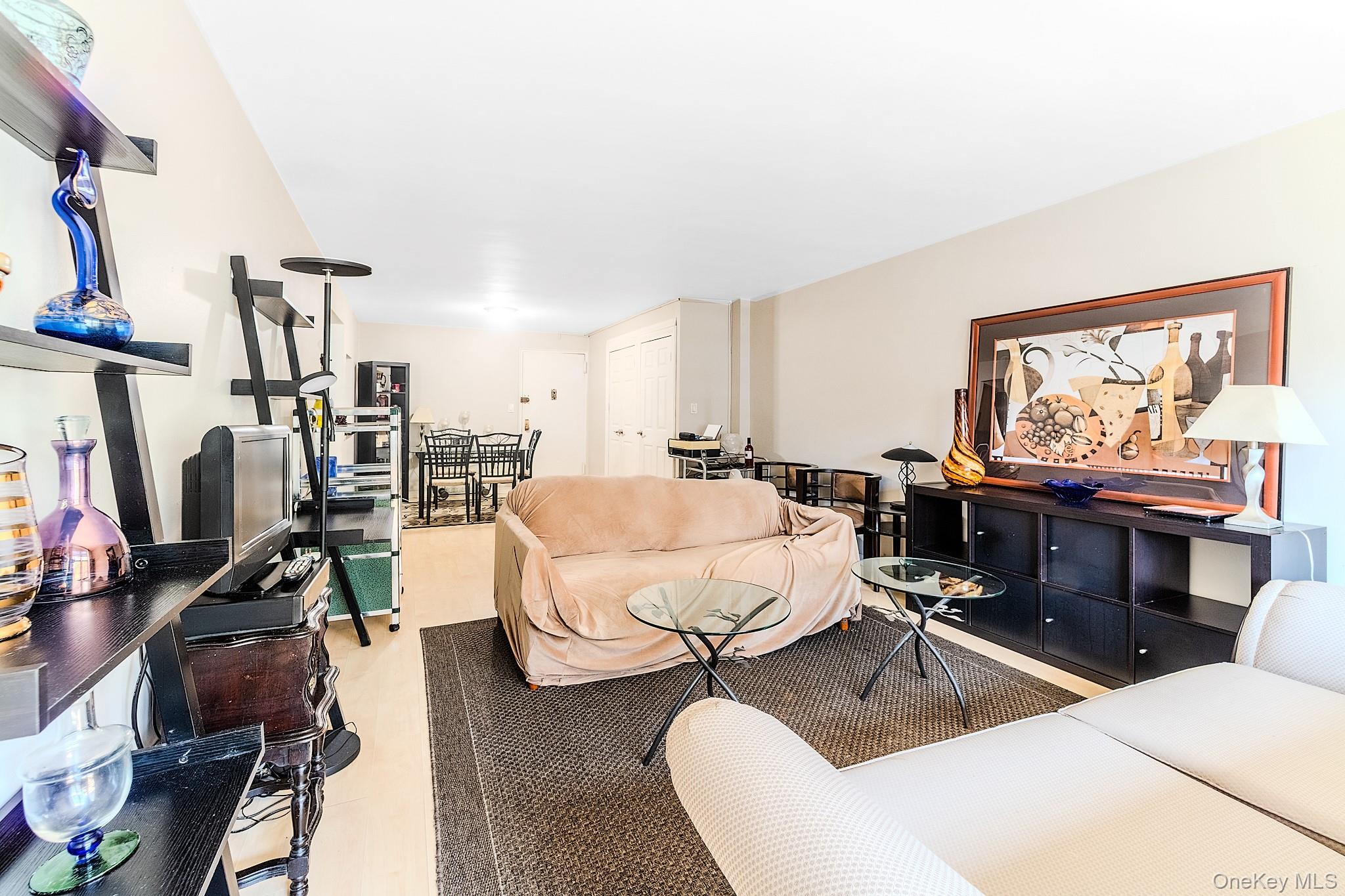 1215 Avenue M Avenue, Unit 1F photo 3