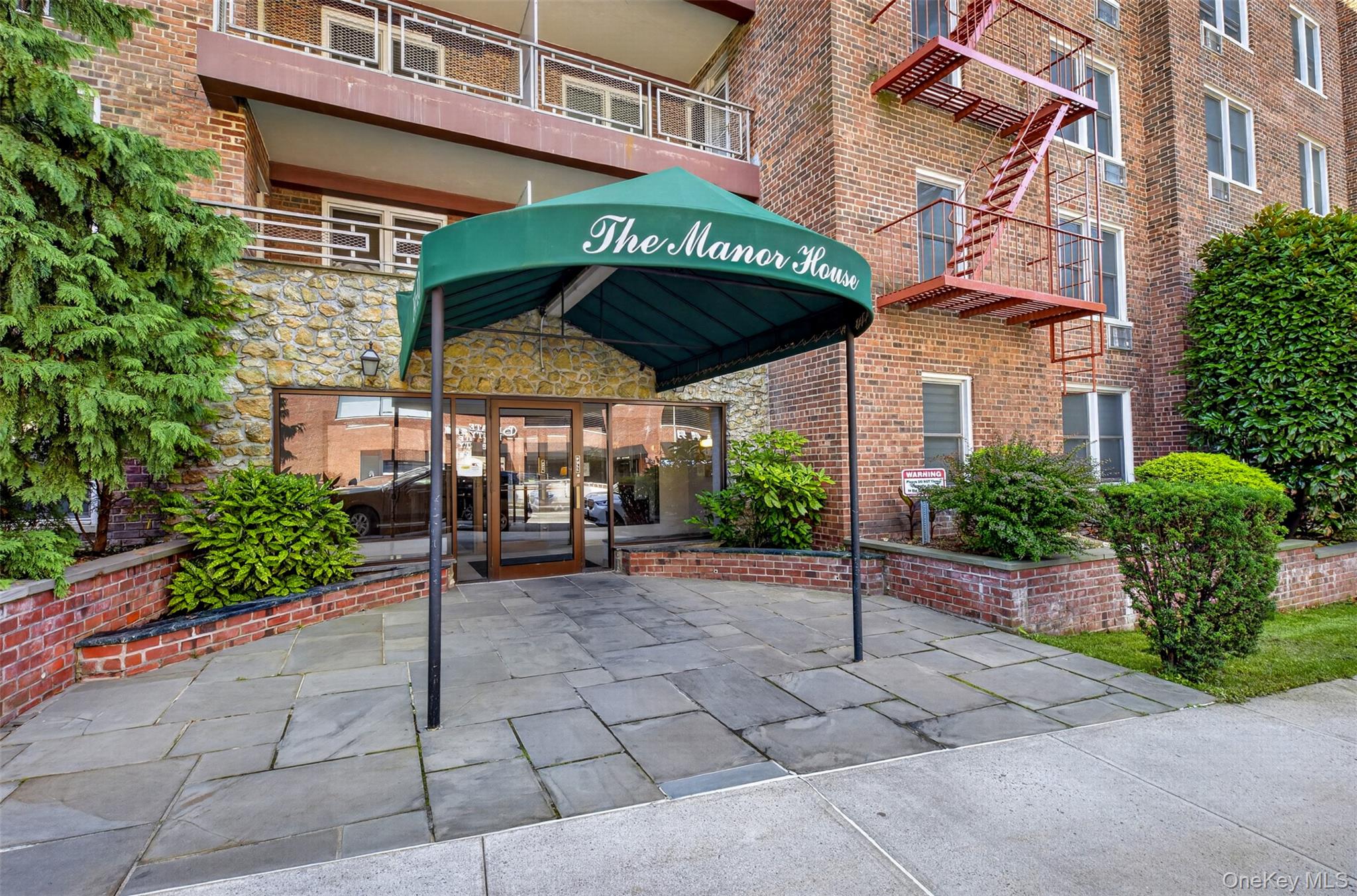 241-20 Northern Boulevard, Unit 3P