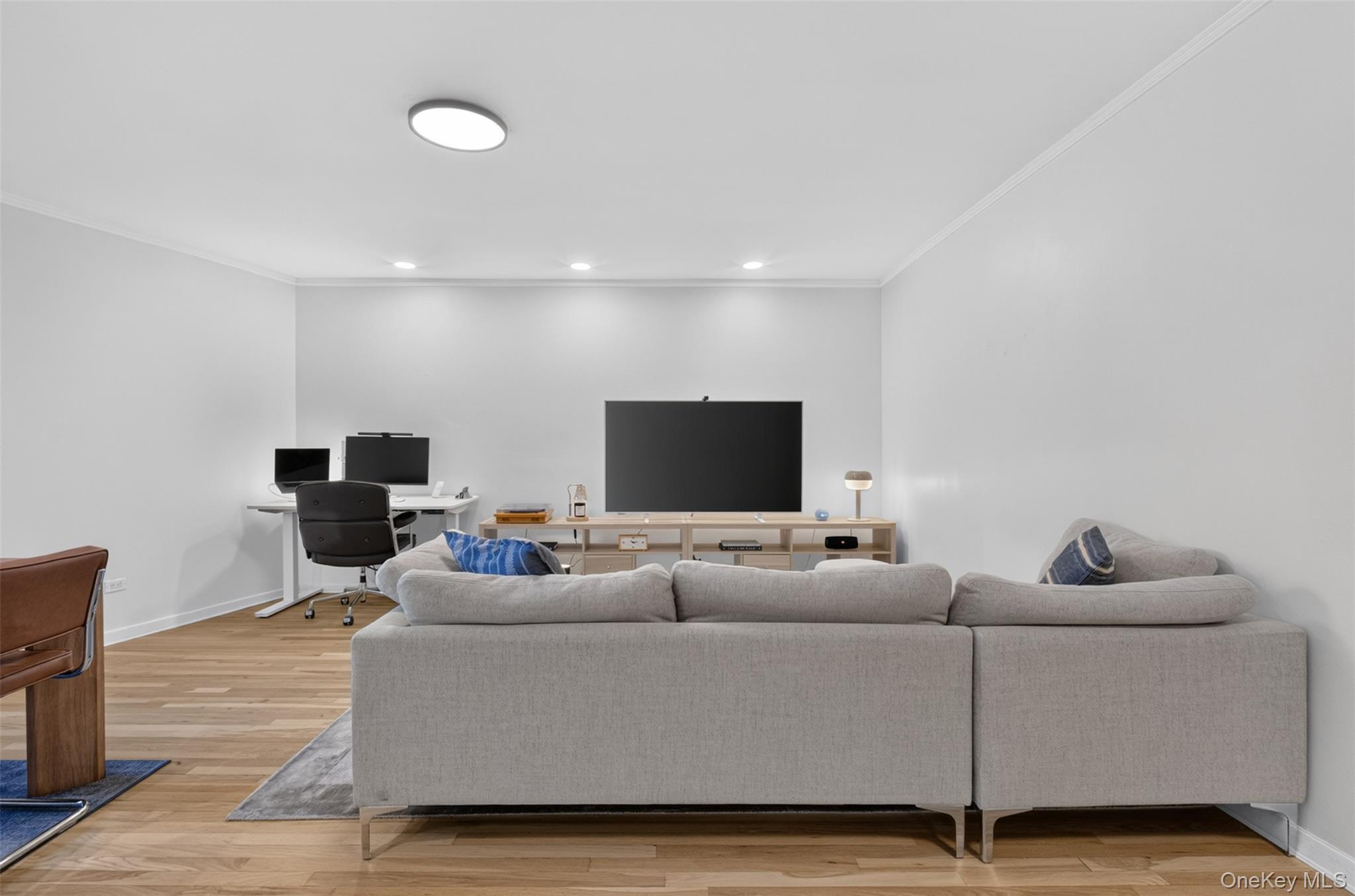 241-20 Northern Boulevard, Unit 3P photo 6