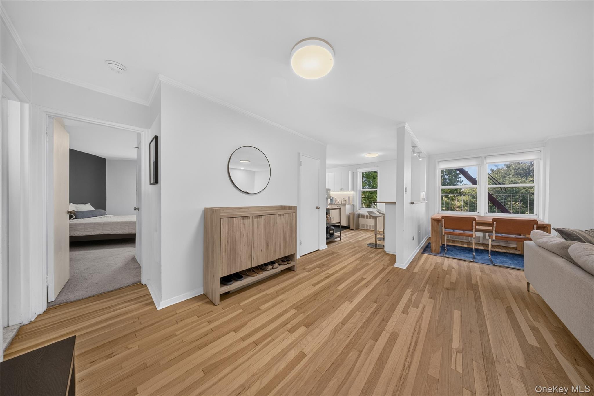 241-20 Northern Boulevard, Unit 3P photo 3