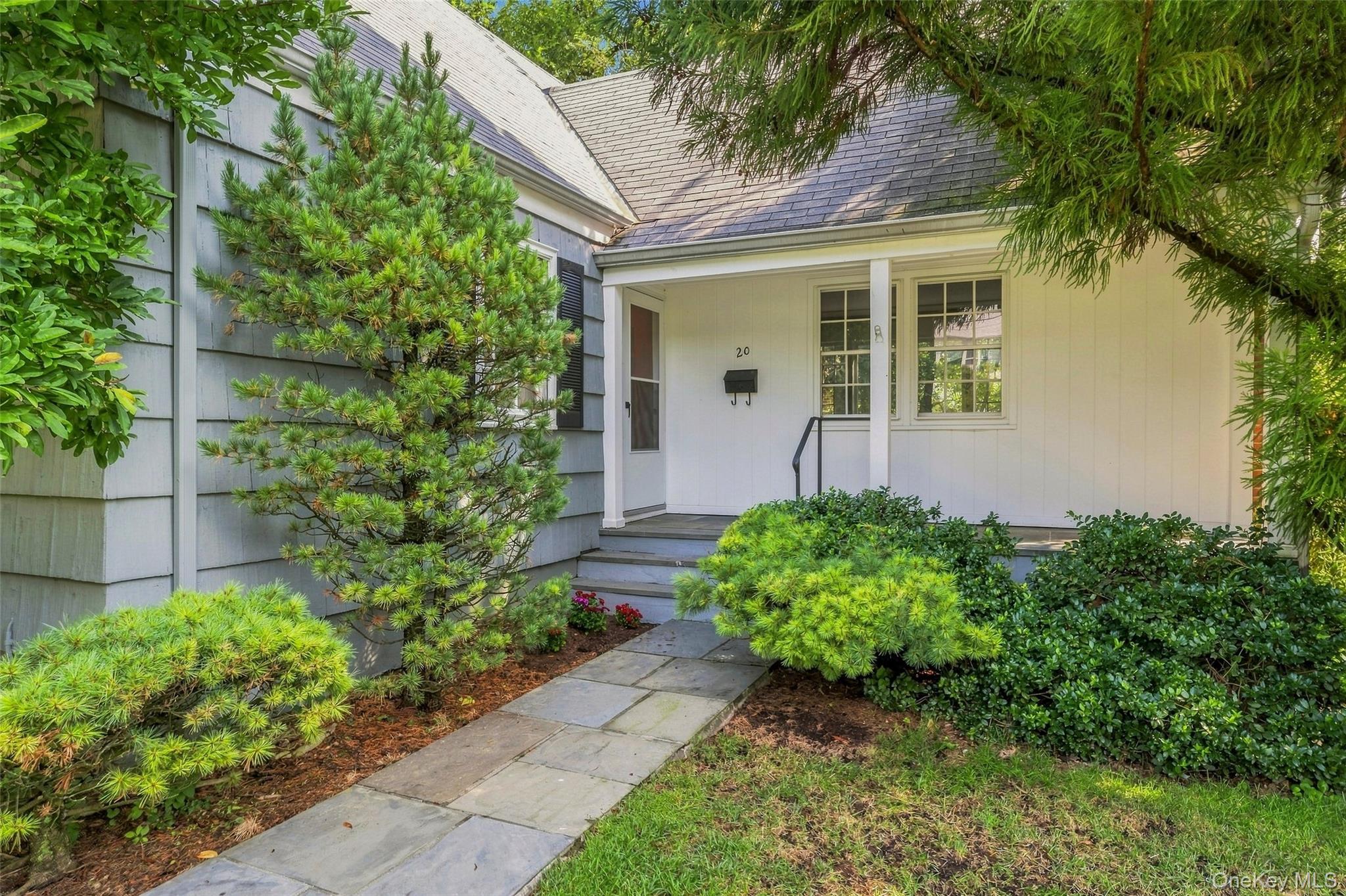 20 Bird Place – For Sale photo 2