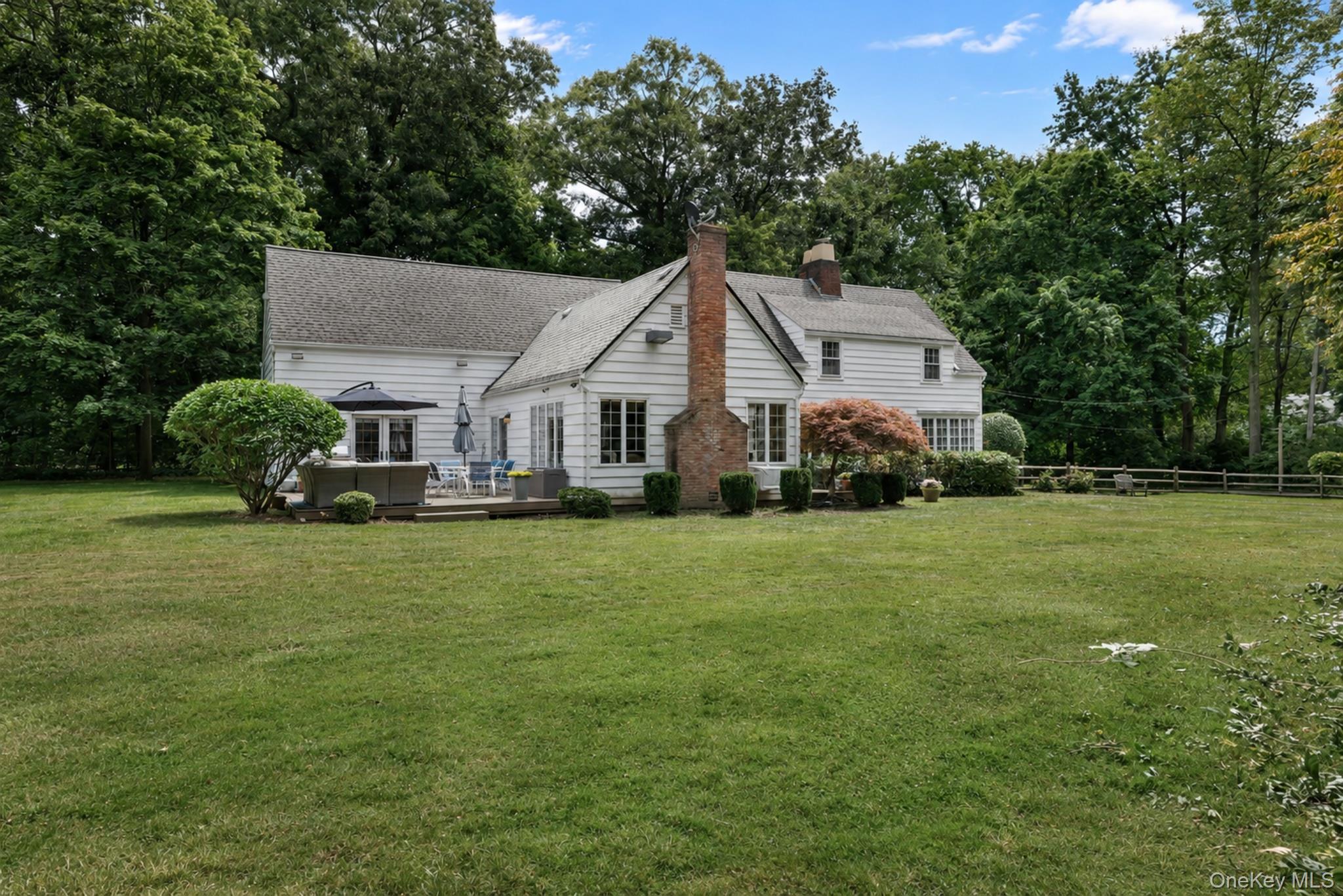1 Stonegate Lane – For Sale photo 3
