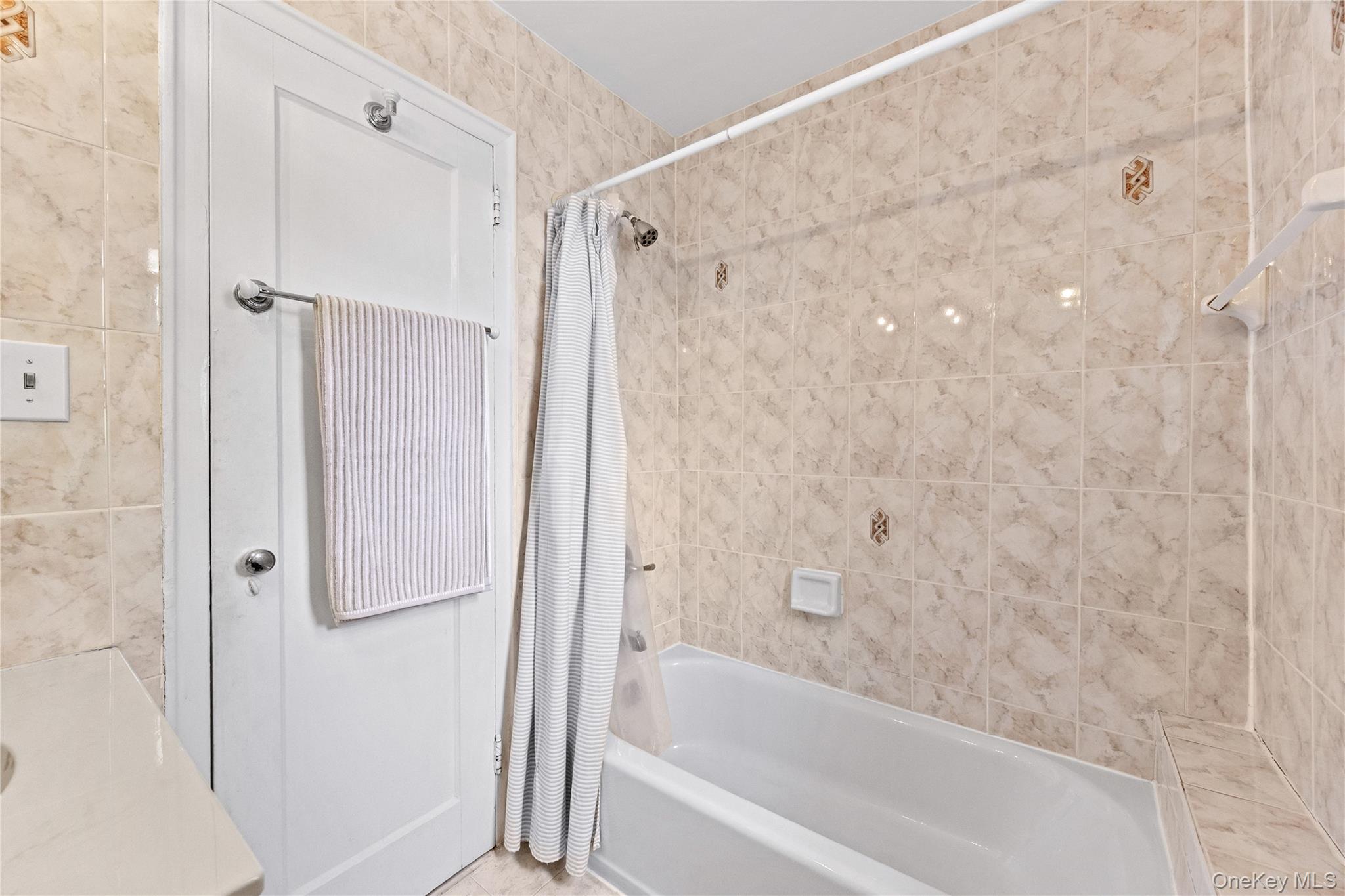 20 Manchester Road, Unit 2L photo 14