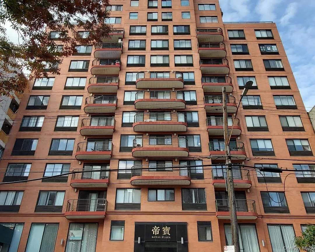 13235 41st Road, Unit 12A