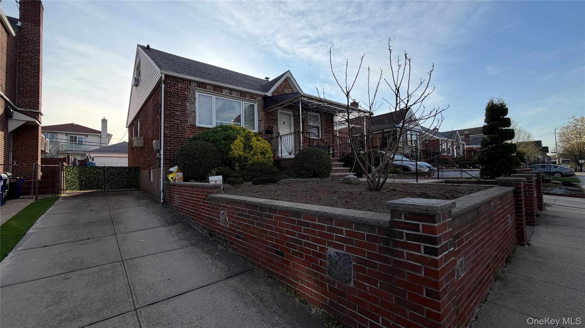 50-27 192nd Street – For Sale photo 4